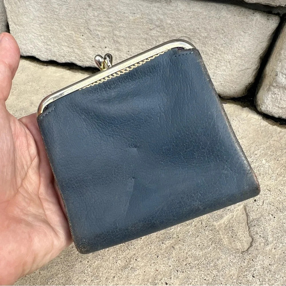 Vintage Princess Gardner Ciwhide small wallet 4" by 3.5" - Picture 3 of 9